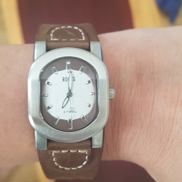 Roots Accessories - Roots Watch